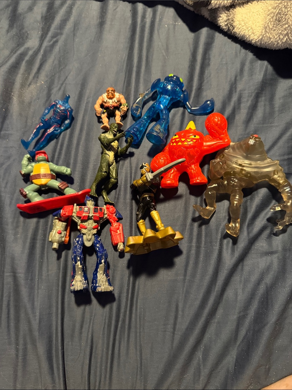 Assorted Kids Action Figures Pack - Multicolor